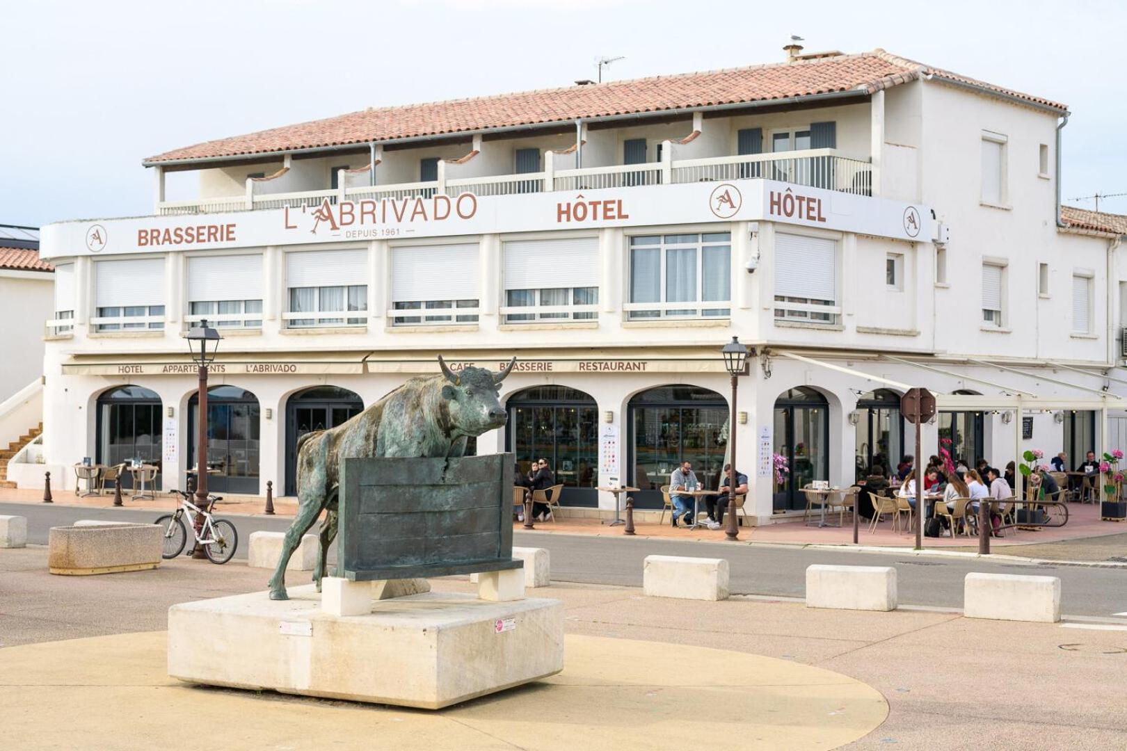 Abrivado Hotel Saintes-Maries-de-la-Mer Bagian luar foto